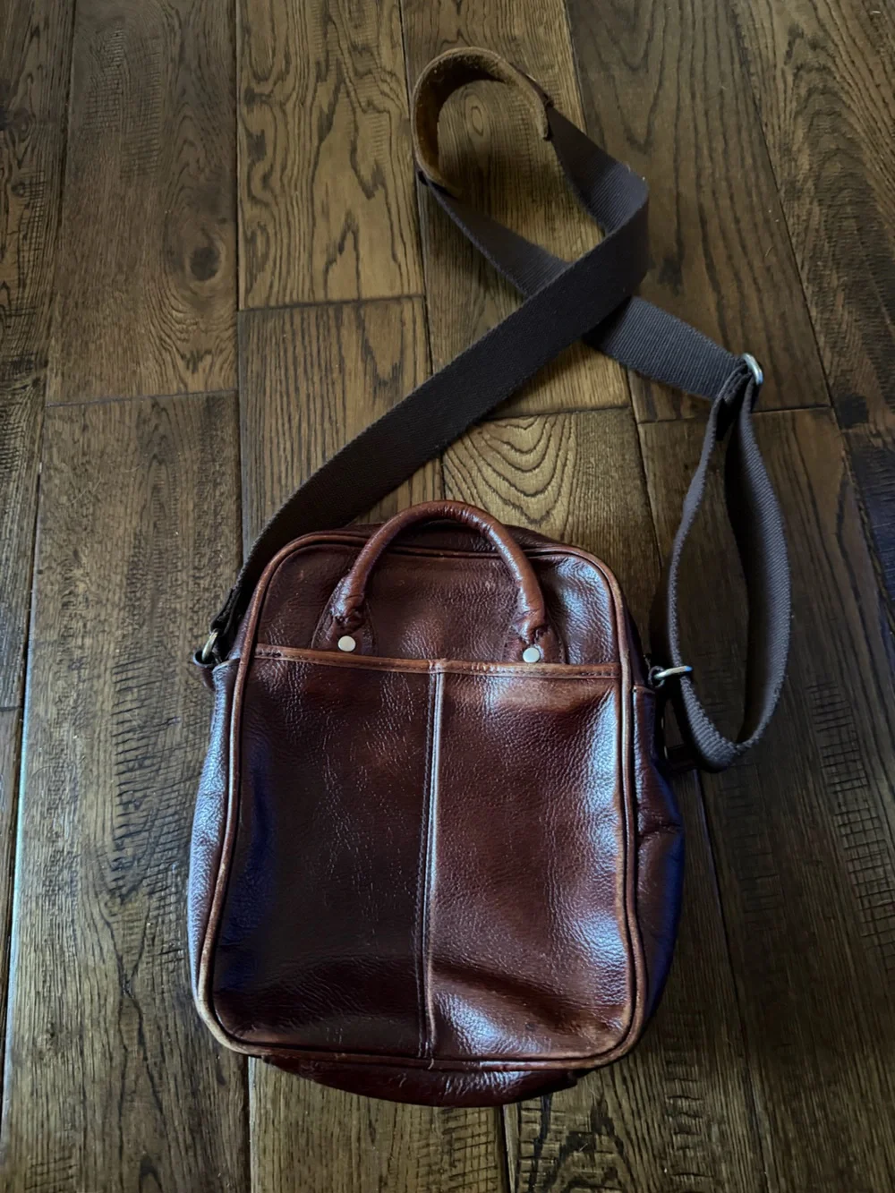 Ellington Brown Leather Messenger Crossbody Bag